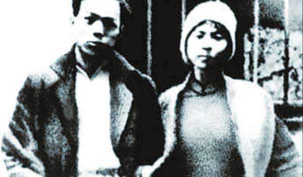 周文雍和“妻子”陳鐵軍(jun) 