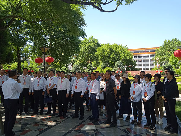 在西柏坡順利舉(ju) 辦